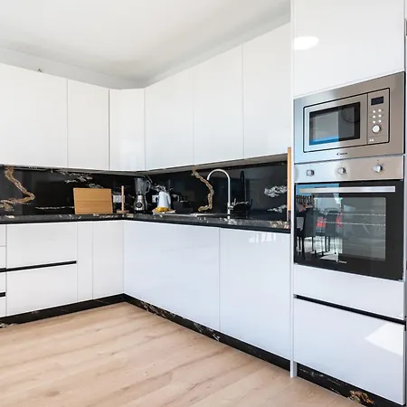 דירה Bhost - Carmenes בנאלמדנה